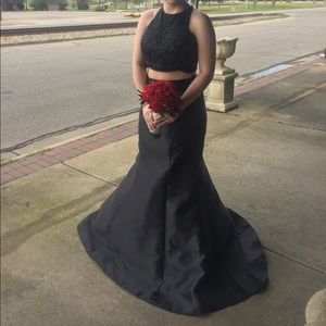 ALYCE PARIS PROM DRESS